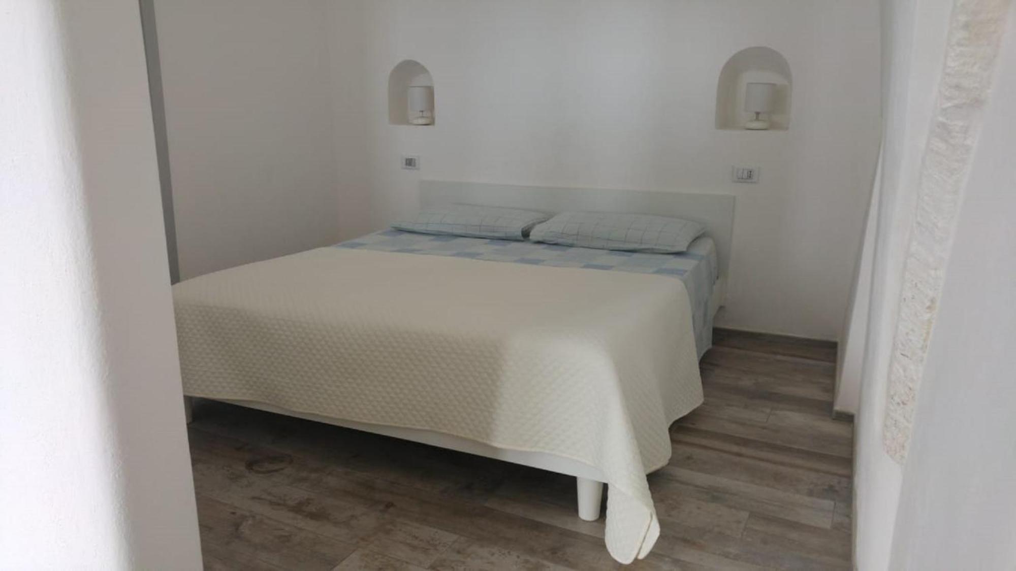 White Stone Flats & Studios Ostuni Pokoj fotografie