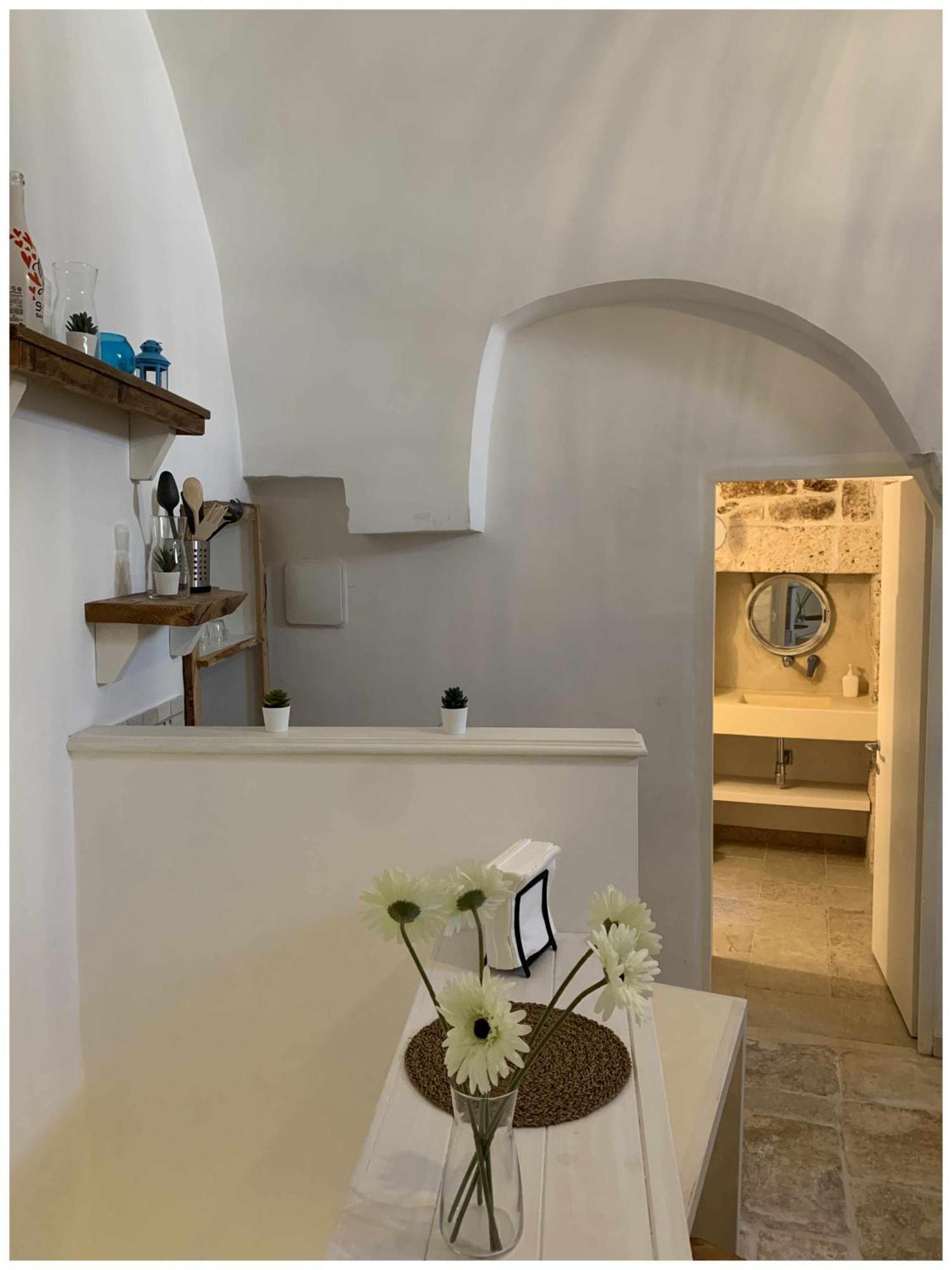 White Stone Flats & Studios Ostuni Pokoj fotografie