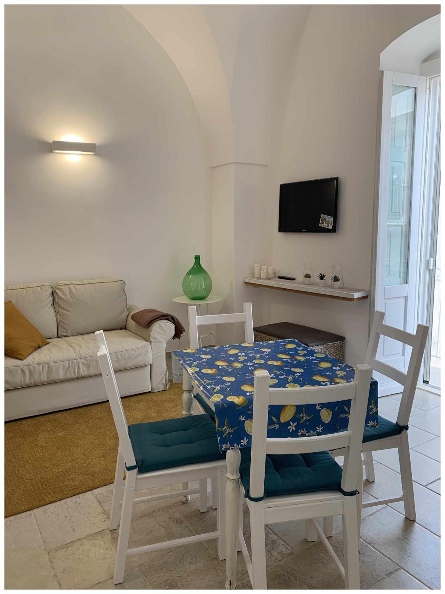 White Stone Flats & Studios Ostuni Pokoj fotografie