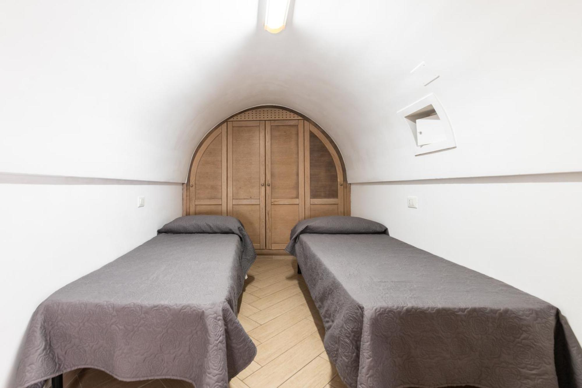 White Stone Flats & Studios Ostuni Pokoj fotografie