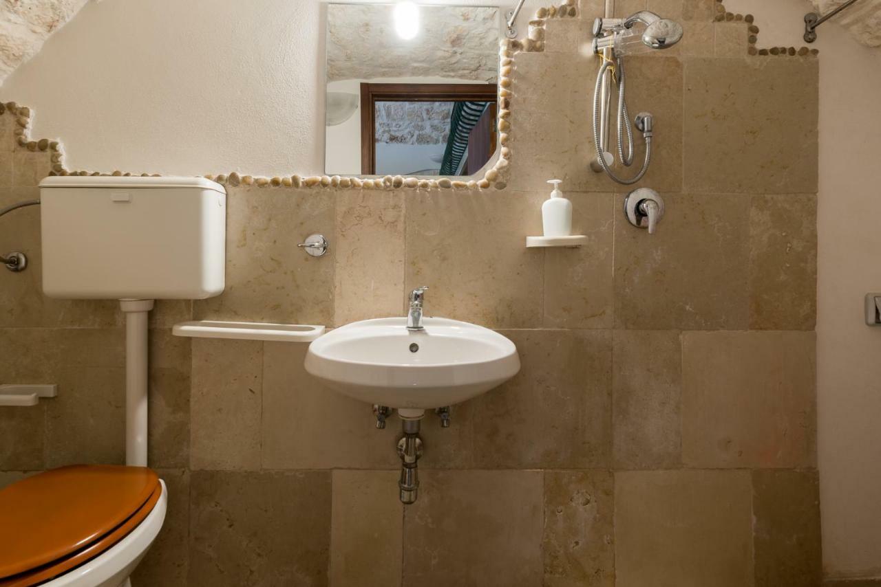 White Stone Flats & Studios Ostuni Pokoj fotografie